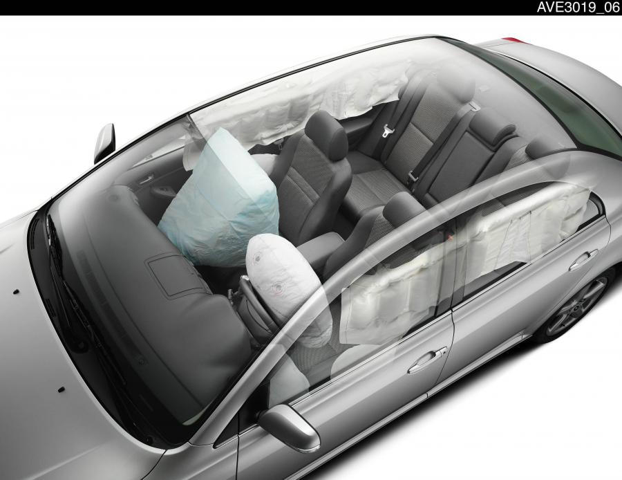  Toyota Avensis Sedan 2006 года  (фото 39 из 113)